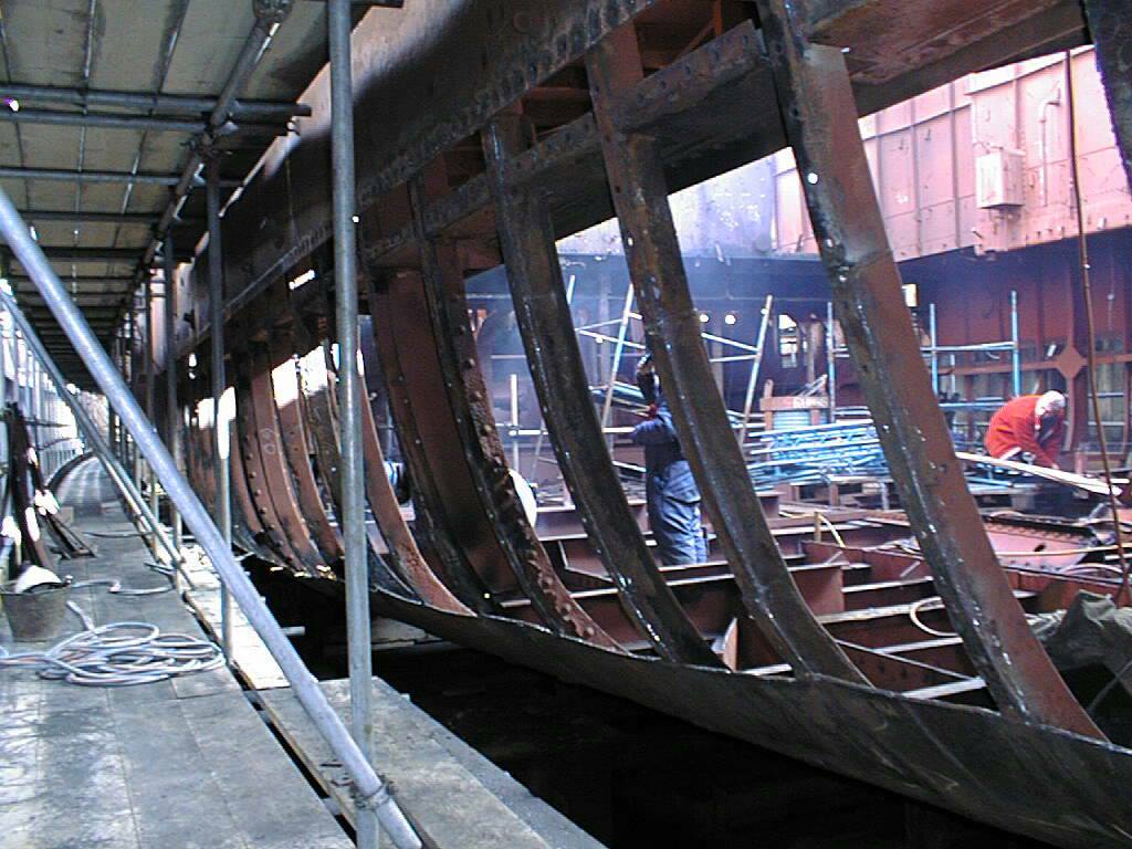 paddle-steamer-waverley